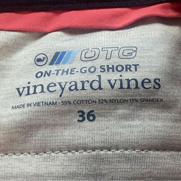 Vineyard Vines On The Go Performance Shorts Size 36 - Picture 3 of 11